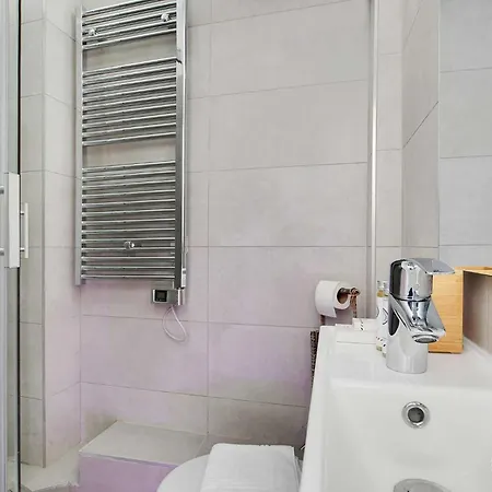 Διαμέρισμα Exceptional Studio- 2p- Moulin Rouge